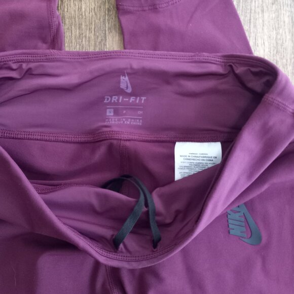 Set of 3 Leggings - Nike, Athleta, Under Armour - Size S - Picture 7 of 10